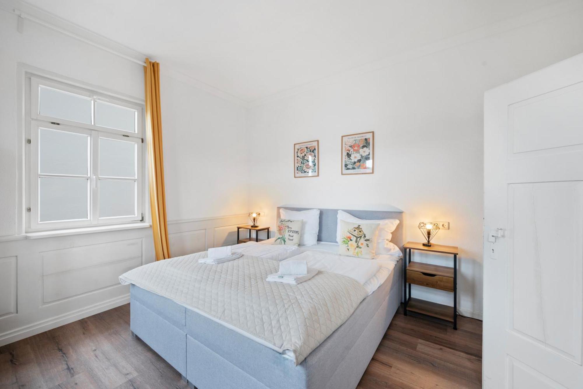 Backhome - Business&Family - Fantastische Schlosslage, Smarttv, Waschtrockner, Netflix, 50Qm, 24H Checkin - Apartment 3 Ludwigsburg Ngoại thất bức ảnh