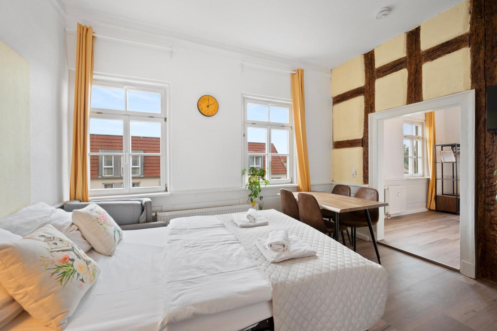 Backhome - Business&Family - Fantastische Schlosslage, Smarttv, Waschtrockner, Netflix, 50Qm, 24H Checkin - Apartment 3 Ludwigsburg Ngoại thất bức ảnh